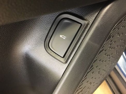 New 2026 Chevrolet Equinox RS w/ Convenience Package III image 37