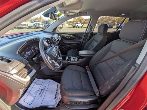 Used 2023 GMC Terrain SLE w/ Driver Convenience Package image 26