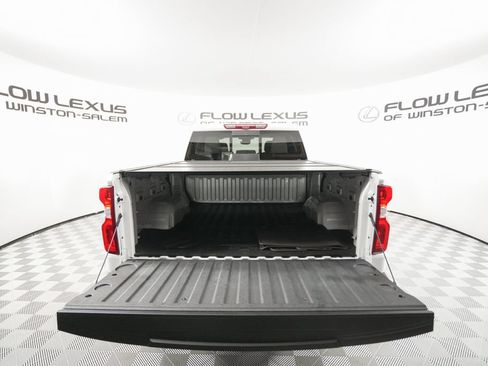 Used 2022 Chevrolet Silverado 1500 LTZ w/ LTZ Premium Package AWD/4WD image 22