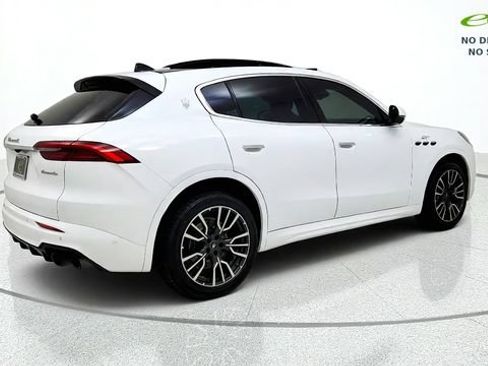Used 2023 Maserati Grecale GT AWD/4WD image 9