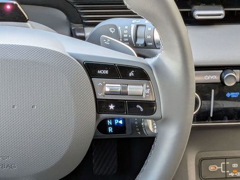 Used 2025 Hyundai Ioniq 5 SEL image 20