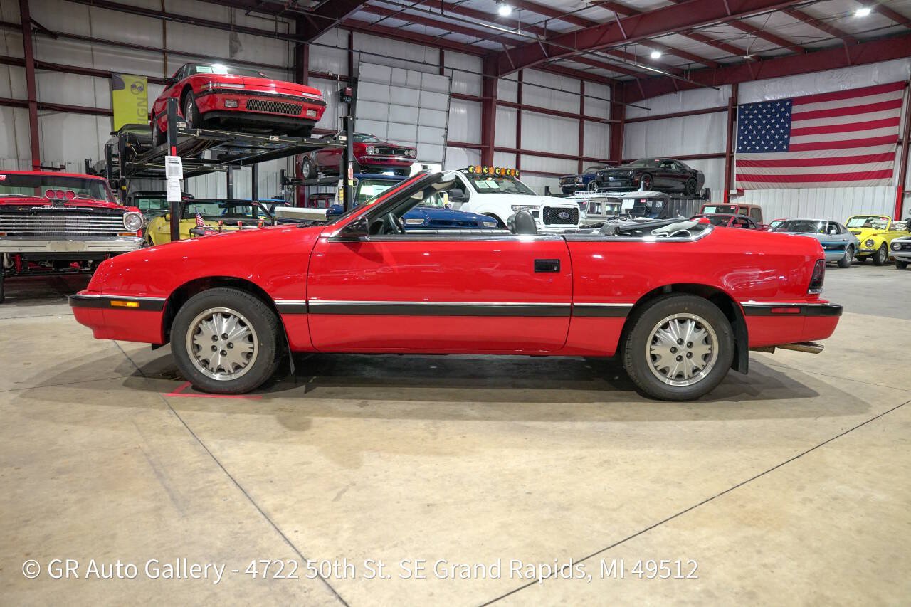 Used 1988 Chrysler LeBaron Convertible FWD image 4