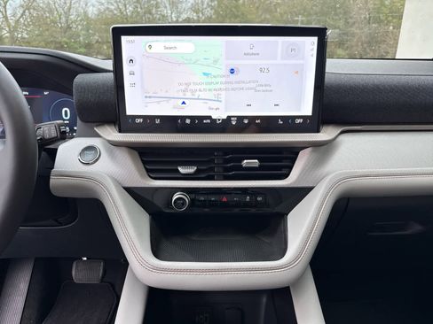 New 2026 Ford Explorer Active w/ Active Comfort Package image 16