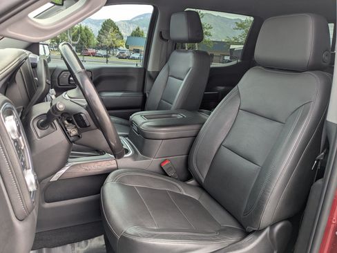 Used 2019 GMC Sierra 1500 SLT w/ SLT Premium Plus Package AWD/4WD image 30