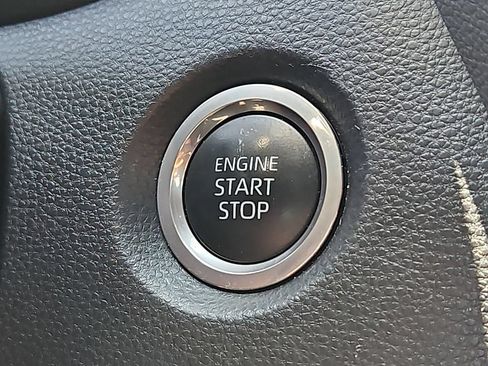 Used 2023 Toyota Corolla SE FWD image 23