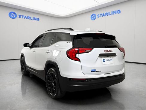 Used 2021 GMC Terrain SLE w/ Driver Convenience Package FWD image 7