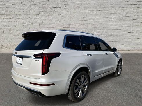 Certified 2024 Cadillac XT6 Premium Luxury w/ Technology Package image 5