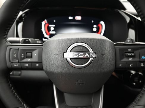 New 2026 Nissan Pathfinder SL FWD image 14