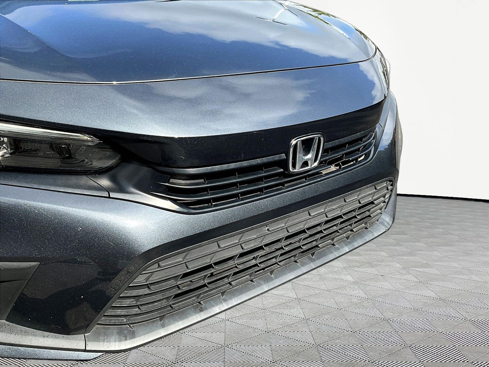 Used 2024 Honda Civic LX image 32
