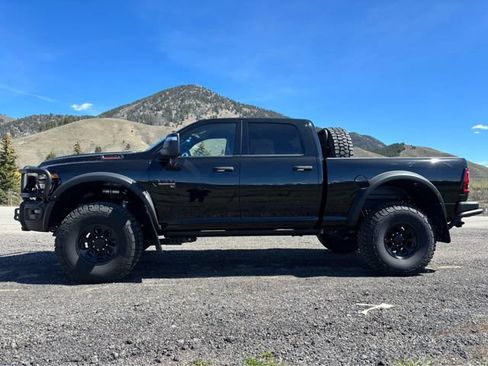 New 2025 RAM 2500 Big Horn AWD/4WD image 8