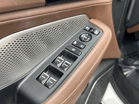 Certified 2024 Acura MDX FWD w/ Technology Package image 12