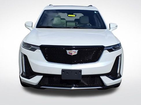 Used 2023 Cadillac XT6 Sport w/ Technology Package AWD/4WD image 9