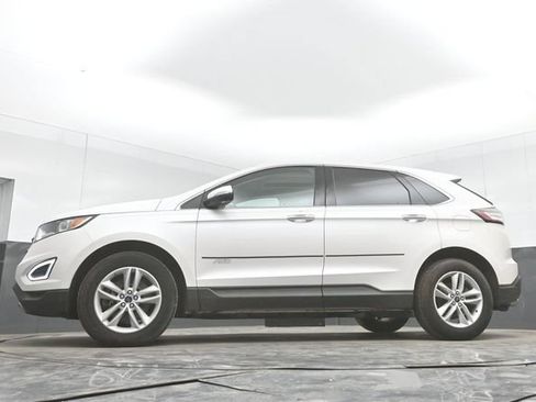 Used 2017 Ford Edge SEL w/ Equipment Group 201A AWD/4WD image 44