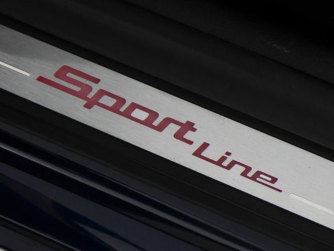 Used 2020 BMW 530i w/ Convenience Package image 6