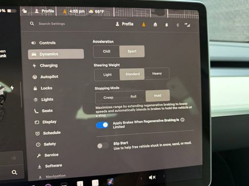 Used 2022 Tesla Model 3 Long Range AWD/4WD image 38