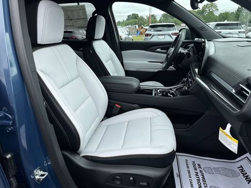 New 2026 Chevrolet Traverse High Country FWD image 31