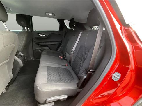 Used 2021 Chevrolet Blazer LT FWD image 19