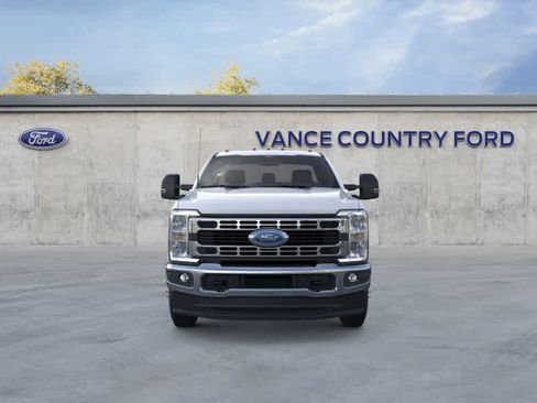 New 2025 Ford F350 XL w/ XL Chrome Package AWD/4WD image 7