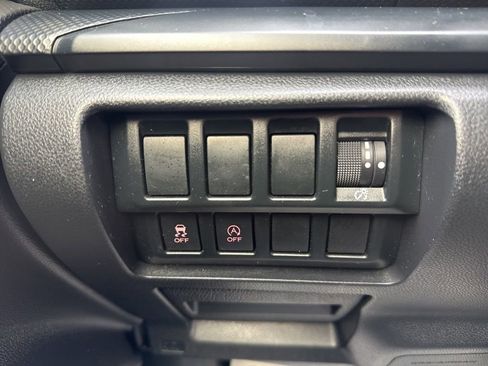 Used 2019 Subaru Forester w/ Alloy Wheel Package image 14