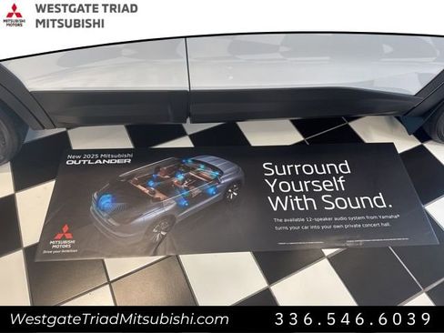 New 2025 Mitsubishi Outlander Trail Edition image 13