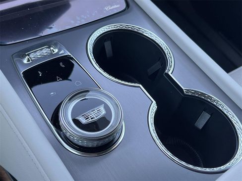 New 2026 Cadillac Vistiq Sport image 22