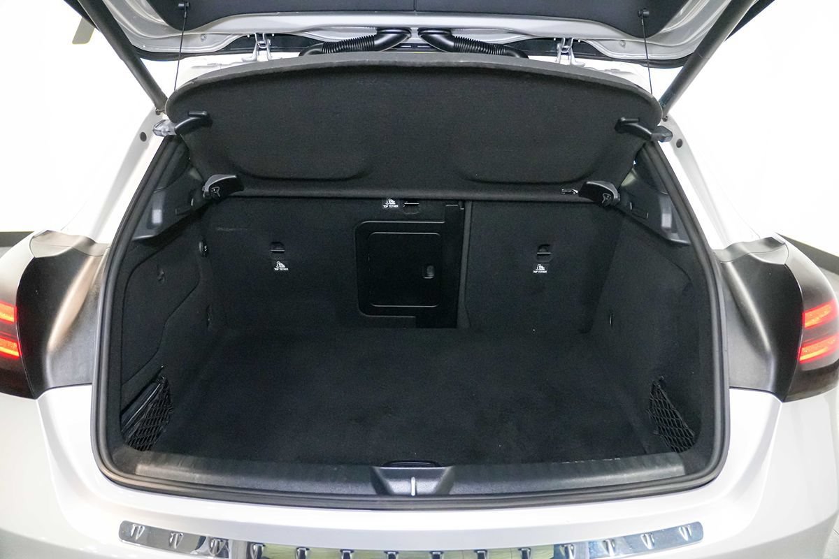 Used 2018 Mercedes-Benz GLA 250 4MATIC image 26
