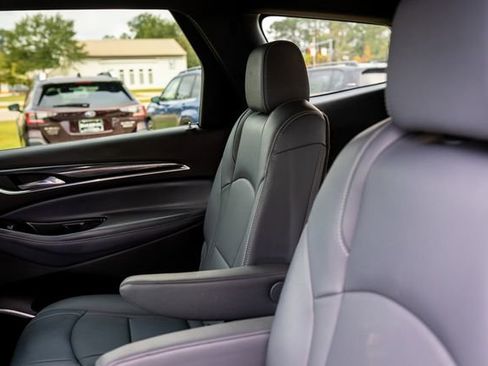 Used 2024 Buick Enclave Essence w/ Sport Touring Edition image 26