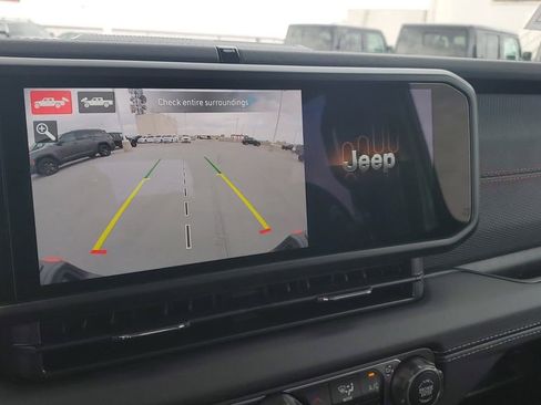 New 2025 Jeep Gladiator Rubicon image 25