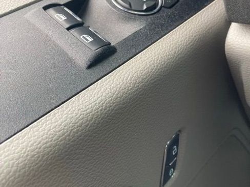 Used 2019 Ford F550 4x4 Regular Cab Super Duty image 25