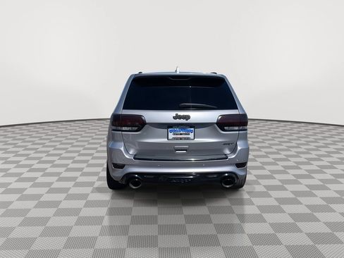Used 2015 Jeep Grand Cherokee SRT w/ Luxury Group II AWD/4WD image 6