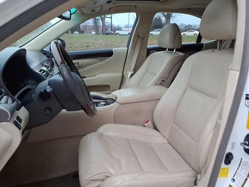 Used 2014 Lexus LS 460 image 12