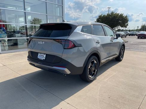New 2026 Kia Sportage EX FWD image 5