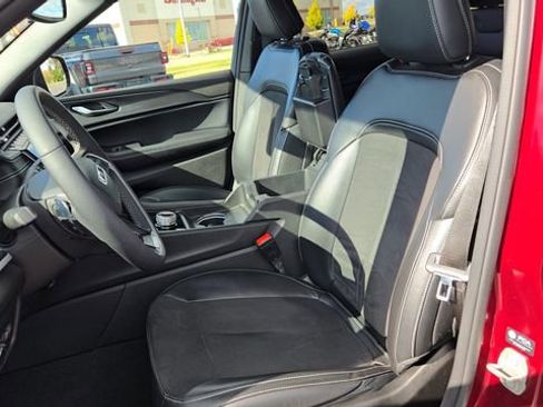 Certified 2023 Jeep Grand Cherokee Altitude image 20