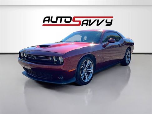 Used 2020 Dodge Challenger R/T image 3