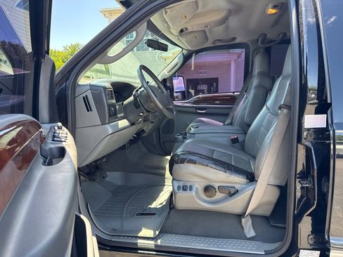 Used 2004 Ford F250 XL AWD/4WD image 13