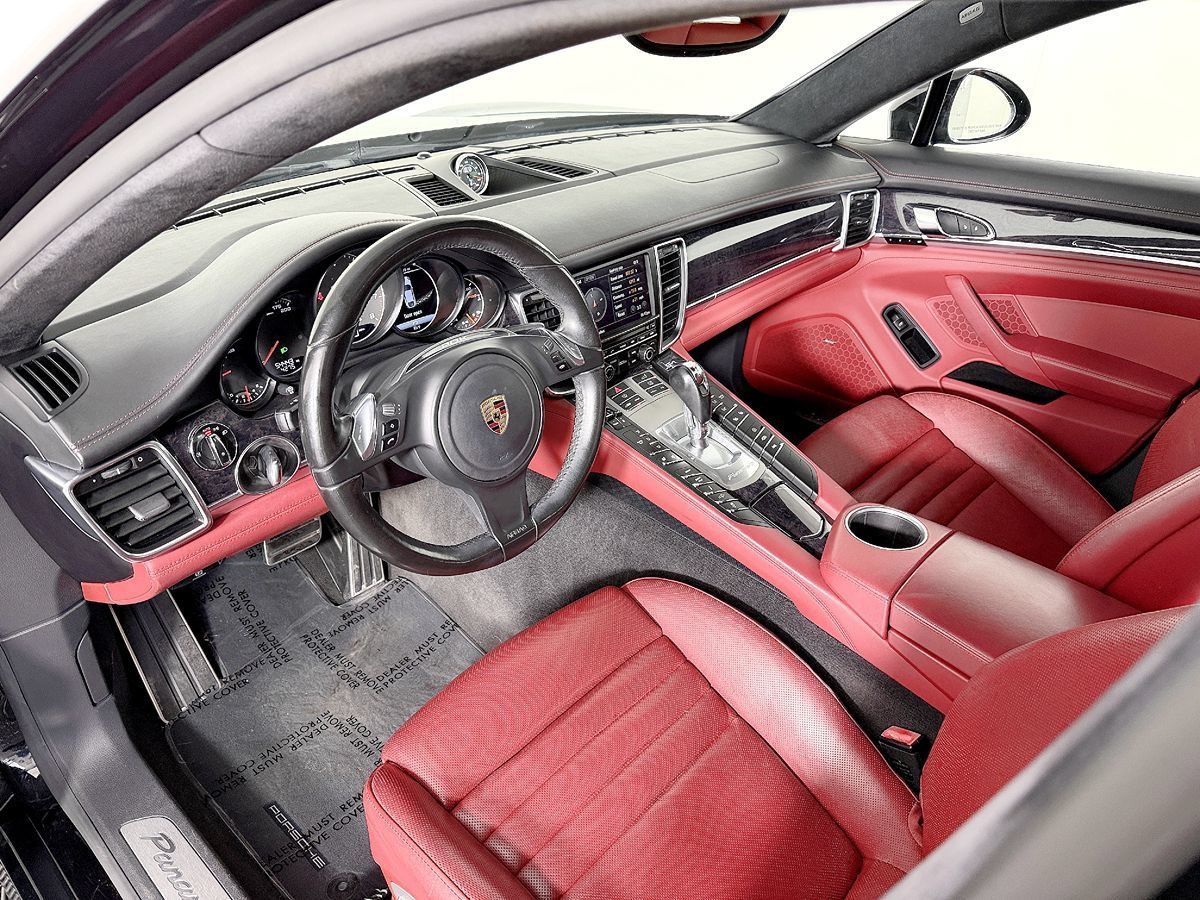 Used 2016 Porsche Panamera GTS AWD/4WD image 36