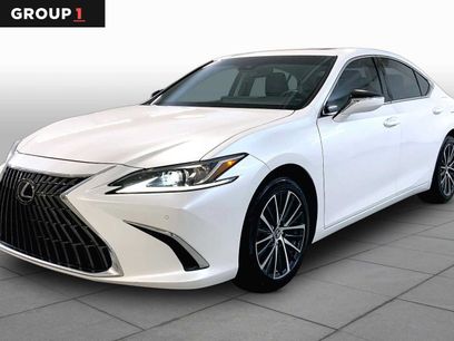 Used 2024 Lexus ES 350 w/ Premium Package