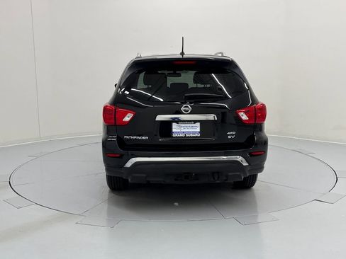 Used 2018 Nissan Pathfinder SV w/ SV Tech Package AWD/4WD image 4