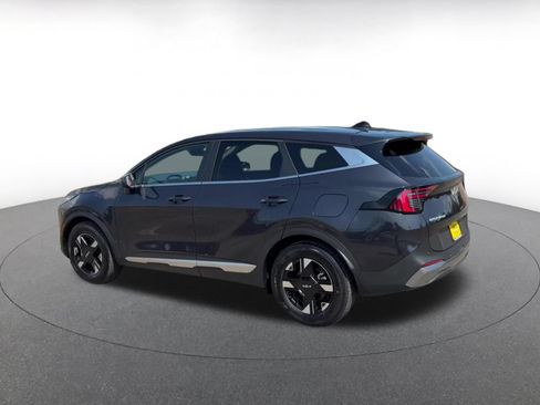 Used 2026 Kia Sportage LX FWD image 8