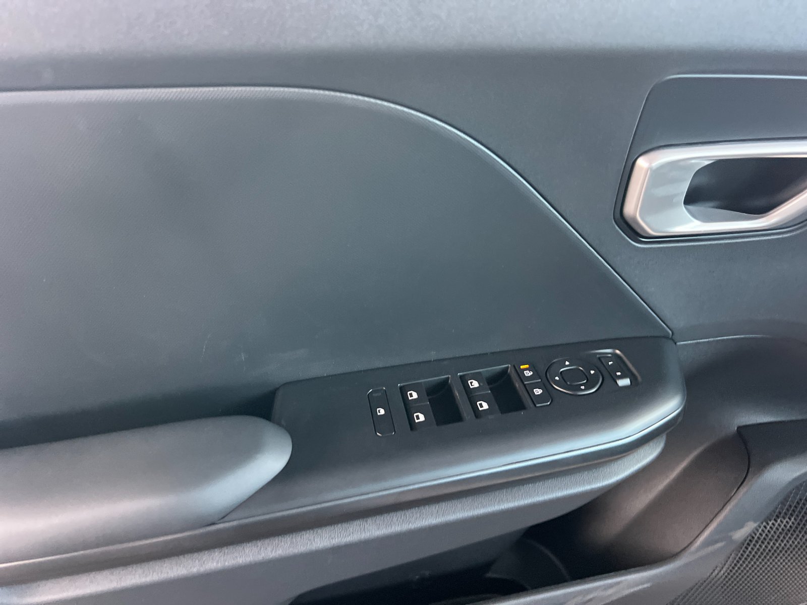 Used 2025 Kia K4 EX FWD image 10