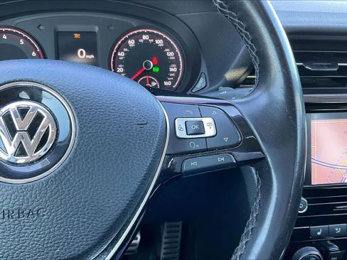 Used 2020 Volkswagen Passat 2.0T SEL image 25