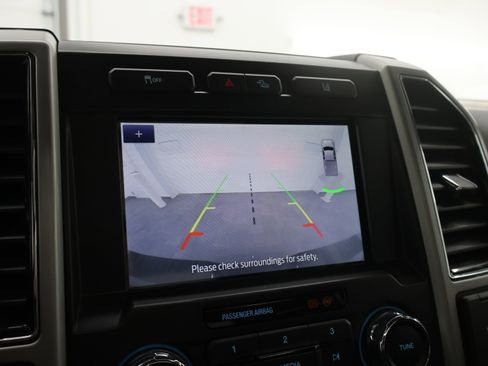 Used 2021 Ford F250 Lariat AWD/4WD image 17