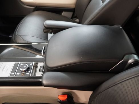 Used 2019 Land Rover Range Rover Supercharged AWD/4WD image 27