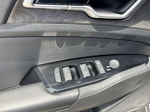 Used 2023 Kia Sportage X-Line w/ X-Line Premium Package AWD/4WD image 13