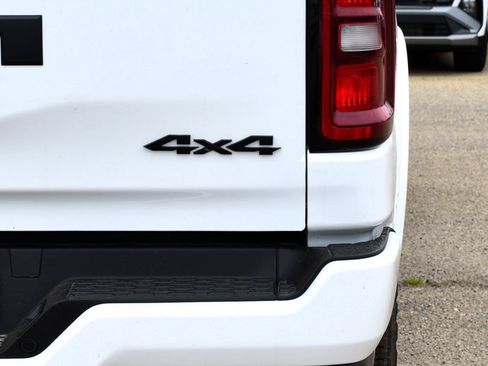 New 2026 RAM 1500 Big Horn AWD/4WD image 14