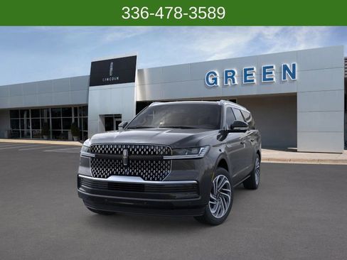 New 2026 Lincoln Navigator L Reserve image 2