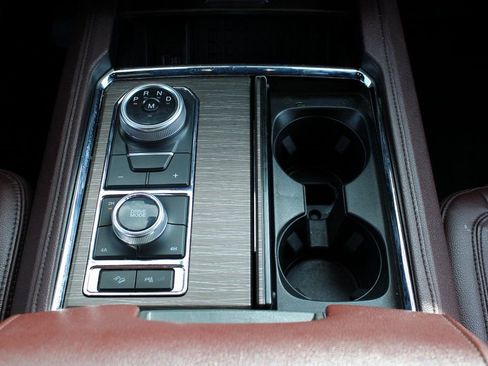 Used 2023 Ford Expedition Max Limited image 29