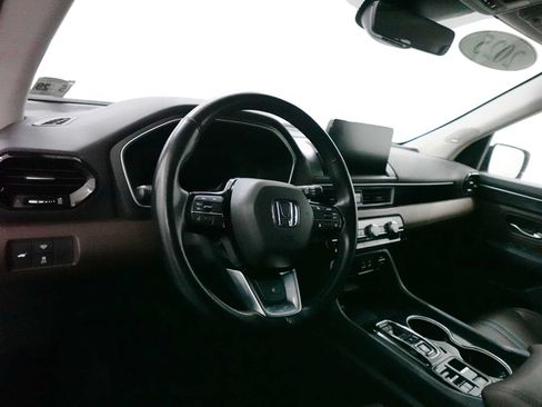Used 2025 Honda Pilot Elite image 15