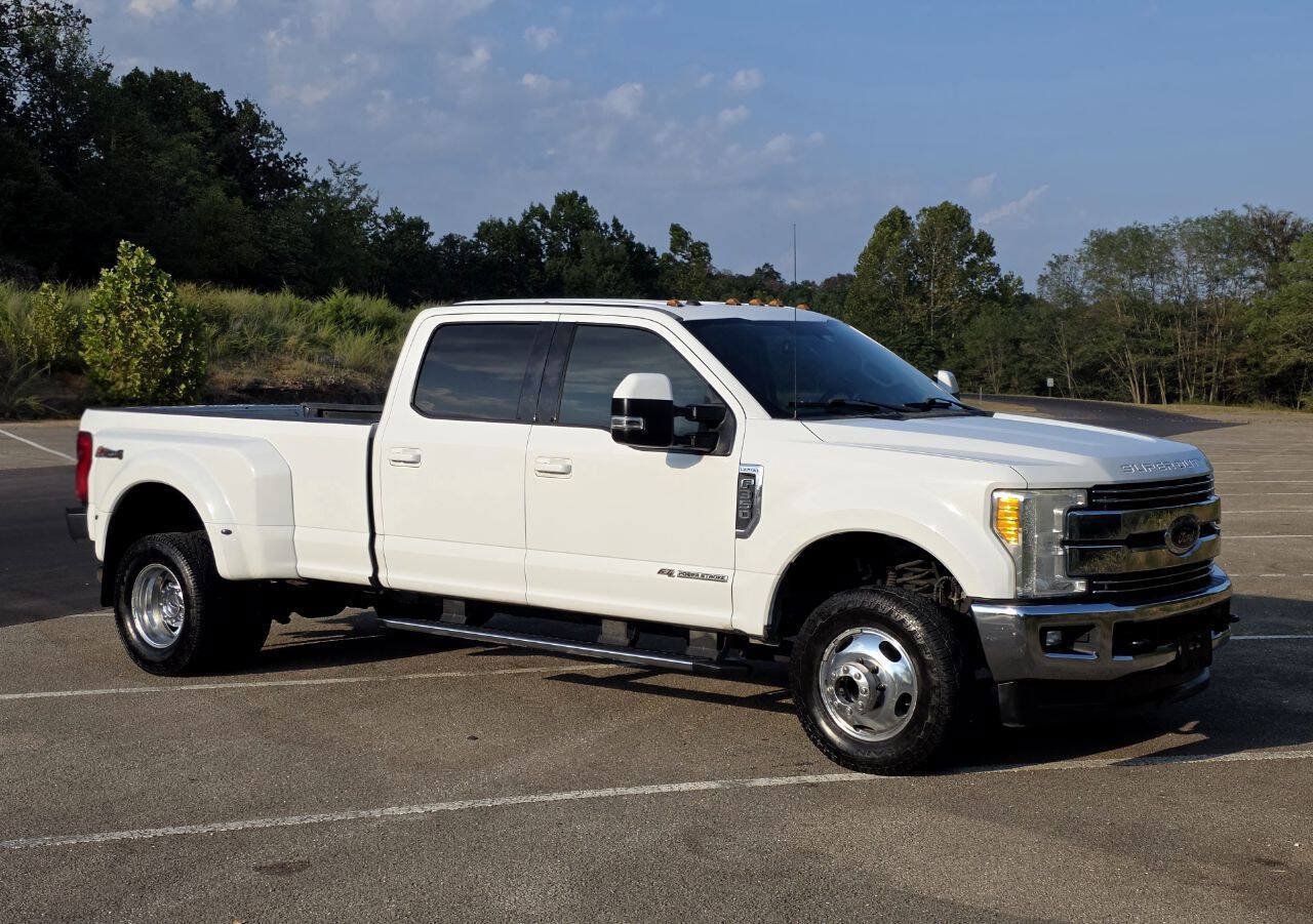 Used 2017 Ford F350 Lariat AWD/4WD image 28