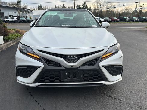 Used 2023 Toyota Camry XSE w/ Navigation Package image 4